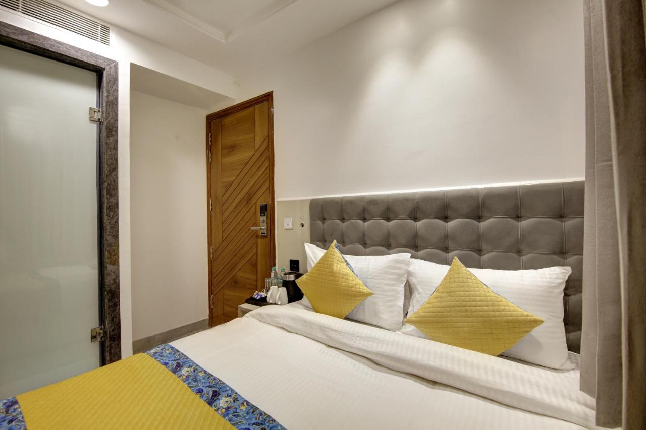 Hotel Kaca Inn-By Haveliya Hotels- Traveller'S Choice Award Winner 2025 Új-Delhi Kültér fotó