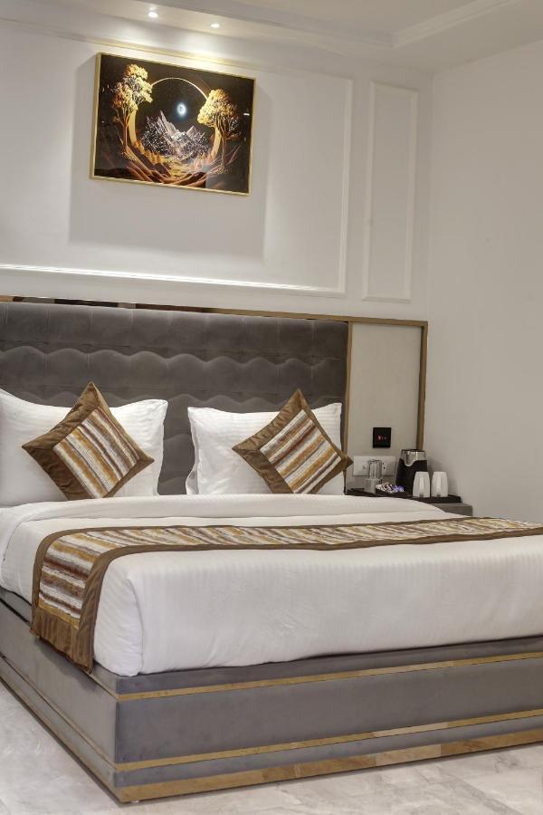 Hotel Kaca Inn-By Haveliya Hotels- Traveller'S Choice Award Winner 2025 Új-Delhi Kültér fotó