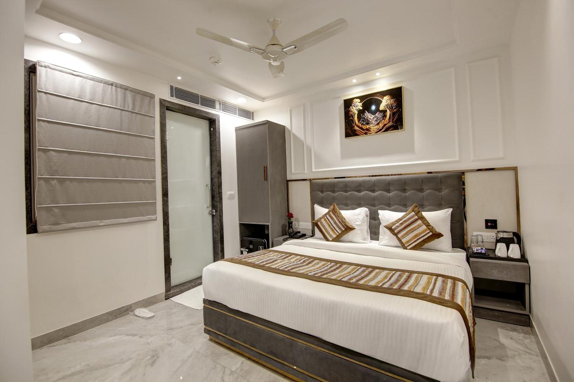 Hotel Kaca Inn-By Haveliya Hotels- Traveller'S Choice Award Winner 2025 Új-Delhi Kültér fotó